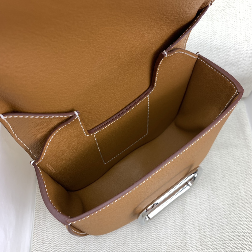 에르메스 델라 카발레리아 미니 앱송 골드